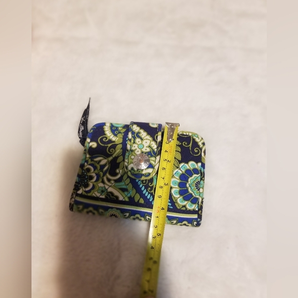 Vera Bradley Floral Wallet - Picture 7 of 9